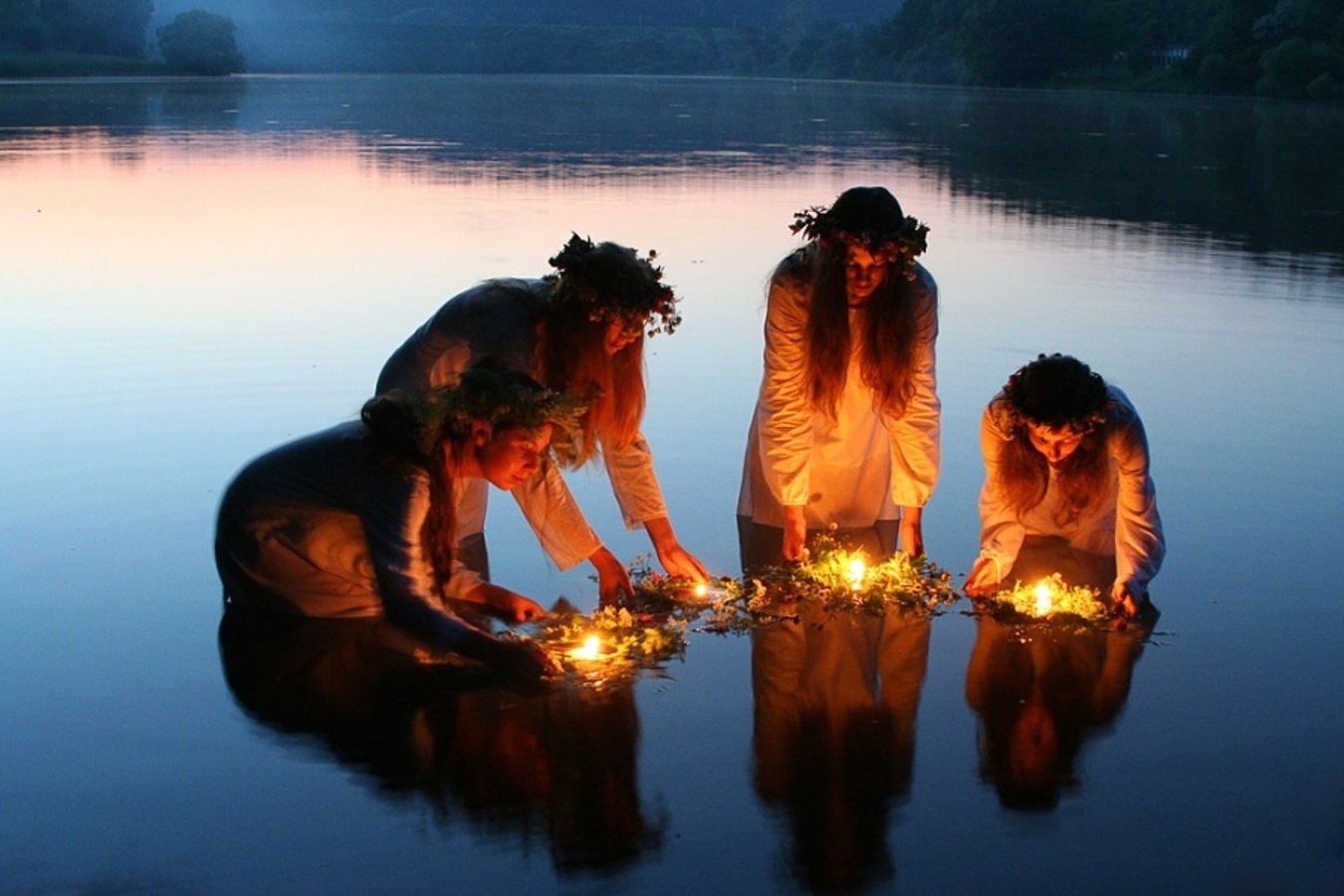 Фестиваль «Купальские огни» в ботаническом саду