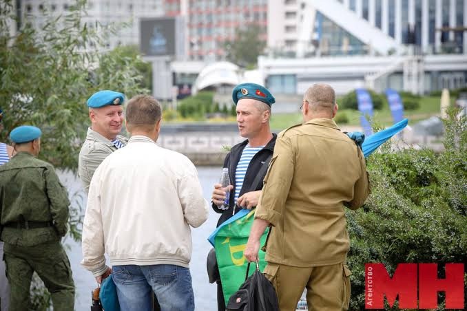 Праздник ко Дню десантников в Минске
