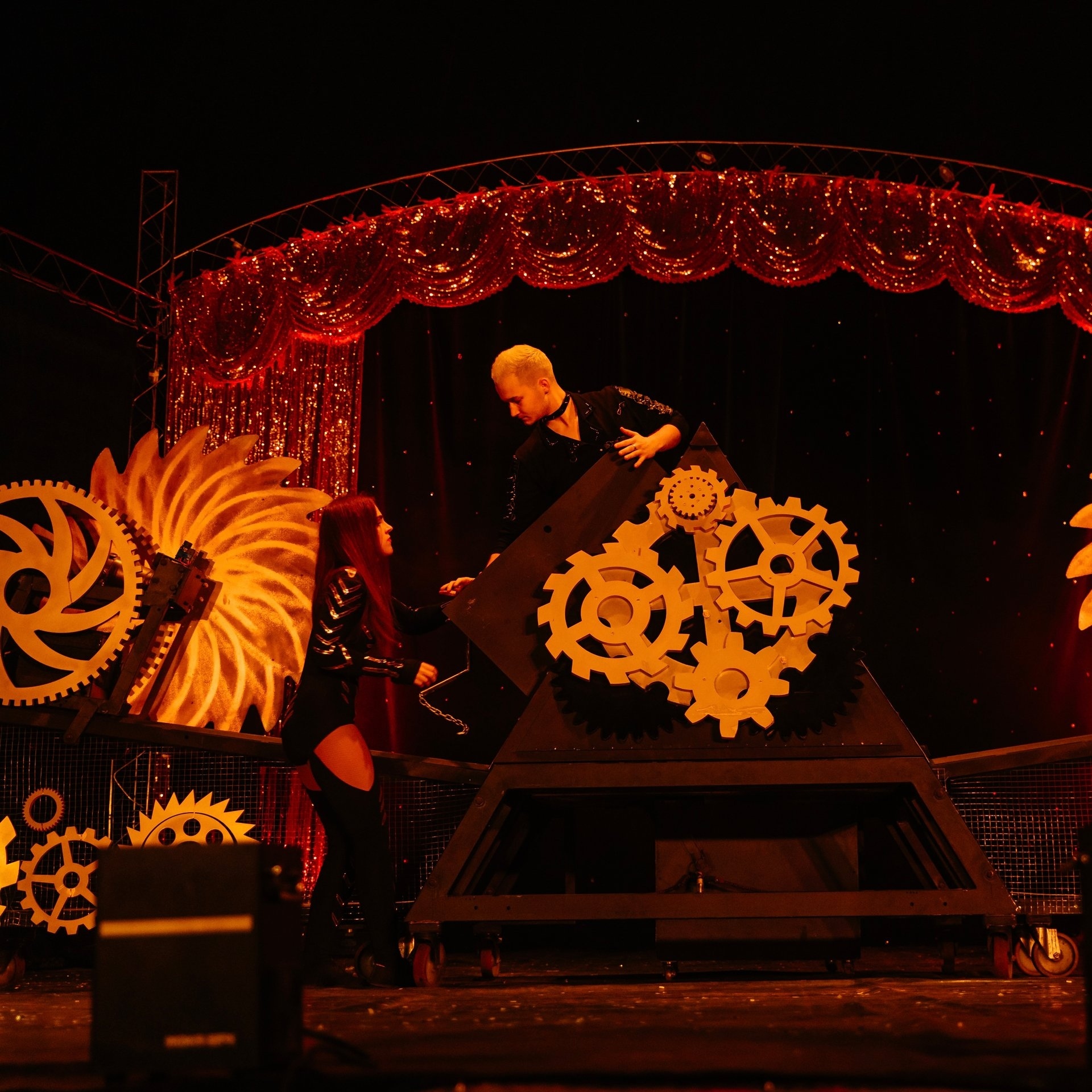 Иллюзионное шоу «Величайший волшебник» без диких животных в Минске