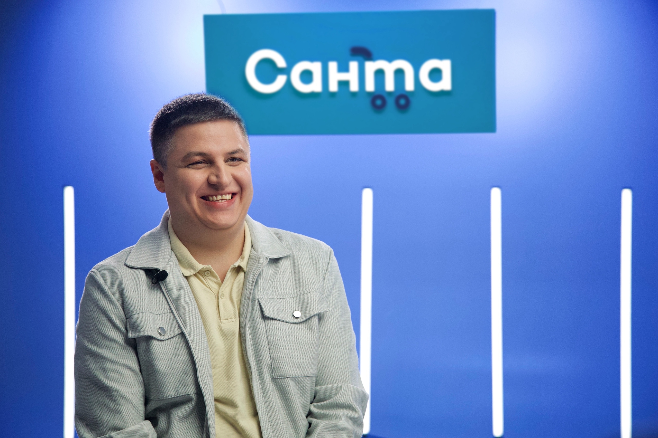 “桑塔”商店的礼品券和汽车抽奖