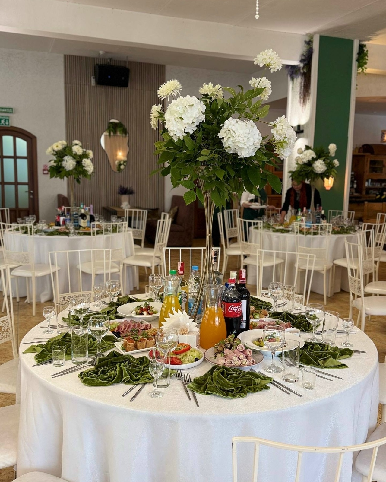 New Year's Corporate Parties at a Countryside Restaurant by the Minsk Sea