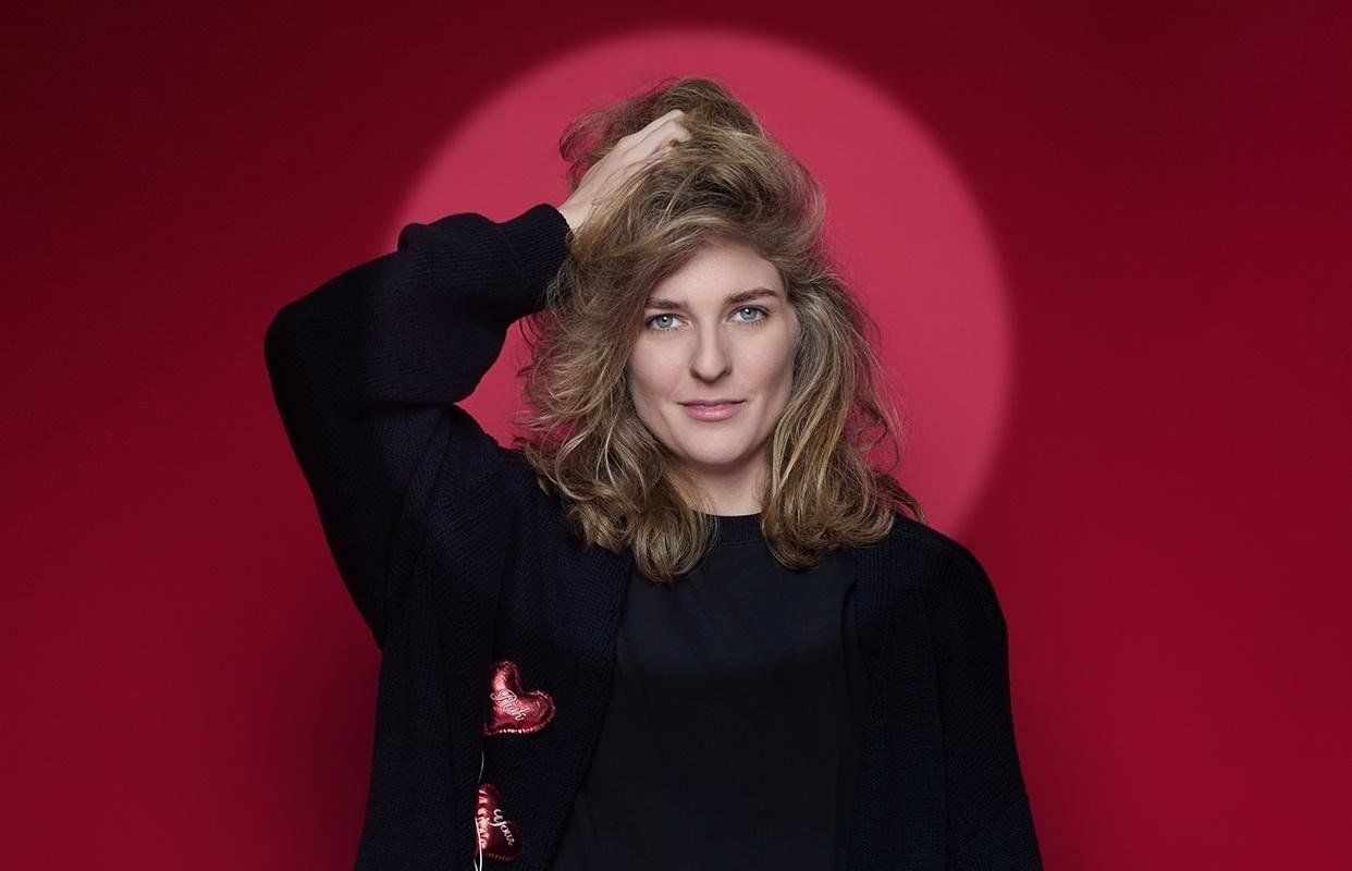 Premiere of Elizaveta Varvara Aranova's solo stand-up show in Minsk