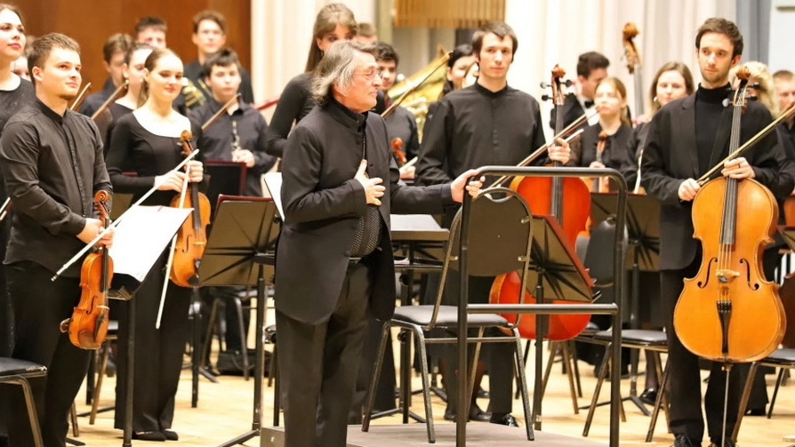 白俄罗斯-俄罗斯青年交响乐团在明斯克的纪念演出