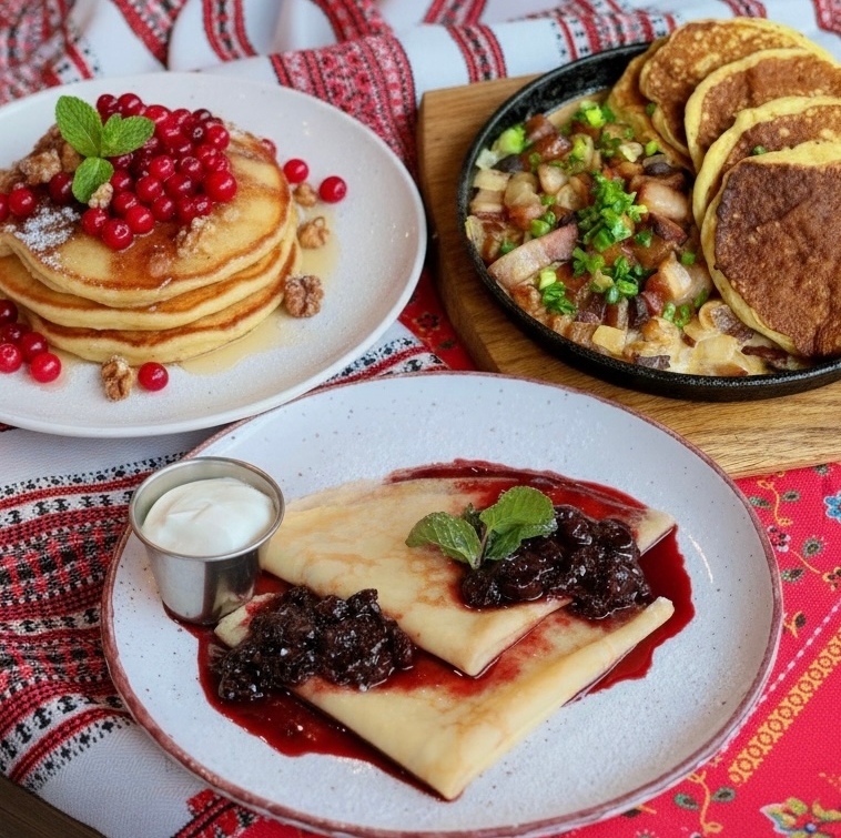 Special Pancake Menu at 'Chumatskiy Shlyakh' Restaurant for Maslenitsa