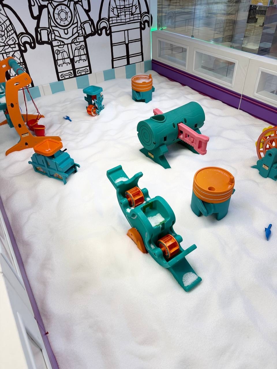 Snow and Entertainment Children's Center in 'Dana Mall'