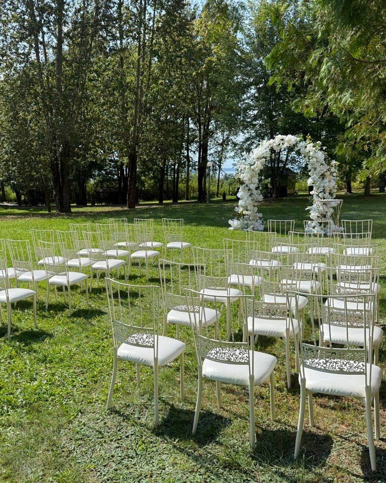 Celebrate any holiday on the shore of the Minsk Sea with a 20% discount