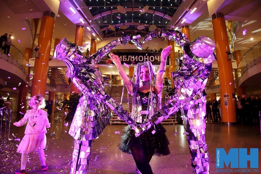 在明斯克参加'图书之夜-2026'活动，体验大师班和作家见面会