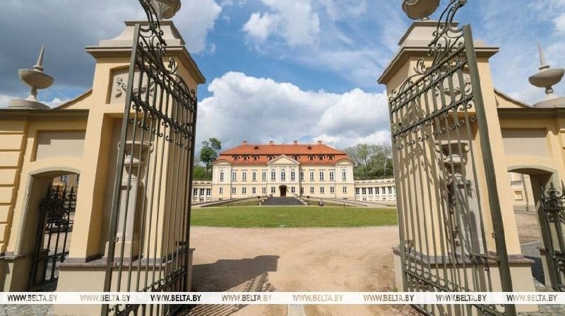 Открытие отреставрированного дворца Воловичей в Святске под Гродно