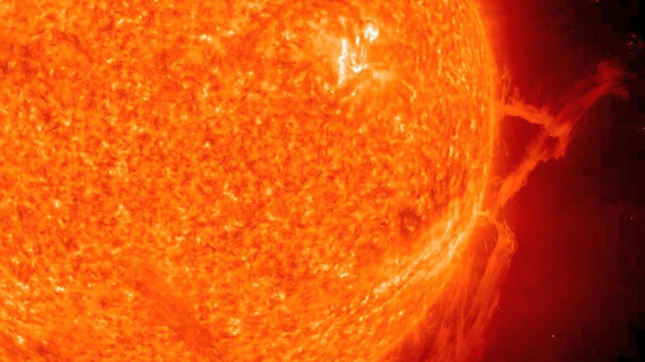 6月15-16日太阳活动爆发